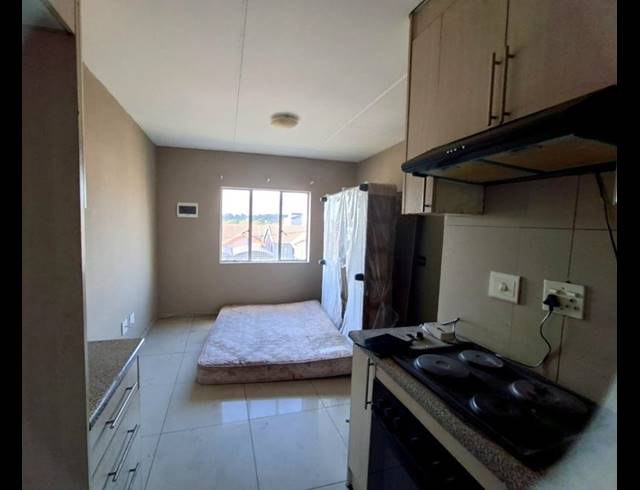 2 BEDROOM APARTMENT FOR SALE IN FLEURHOF